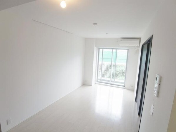 コンフォリア駒場の物件内観写真